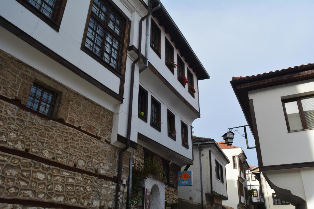 Patche Residence - A Wine Cellar Hideaway In The Historic Home Of Revolutionary Metodi Patche Οχρίδα Εξωτερικό φωτογραφία